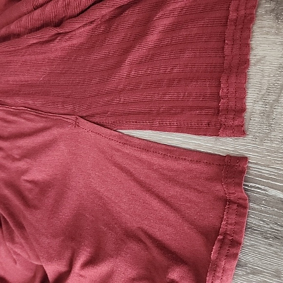 Free People Birdie Henley Top in Cowboy Flowy Tunic Top Brick Red Small - Picture 9 of 13